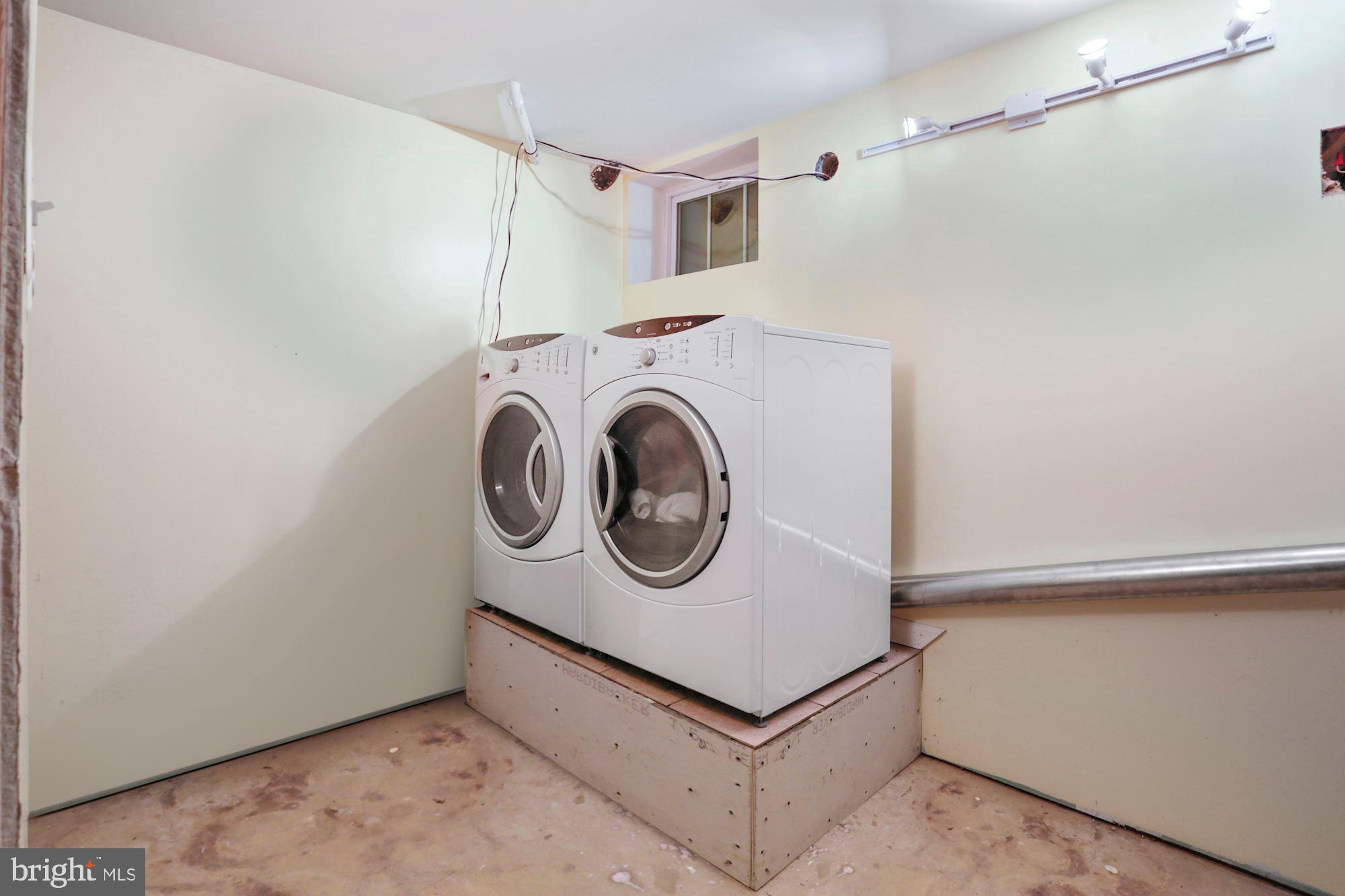 4541 Lower Beckleysville Road Hampstead, MD 21074 - Photo 25 of 37 Laundry Room