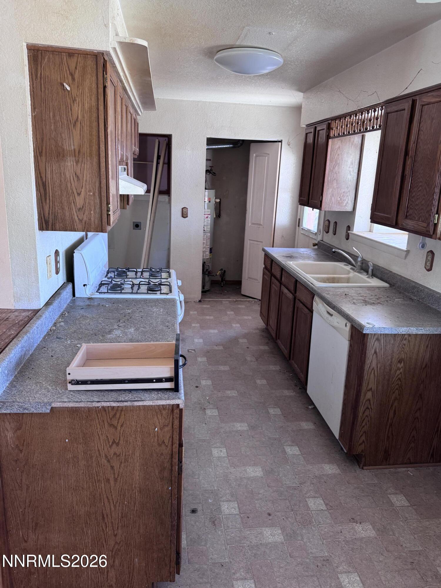 2995 Dallas Drive Fallon, NV 89406 - Photo 3 of 14 IMG_3245