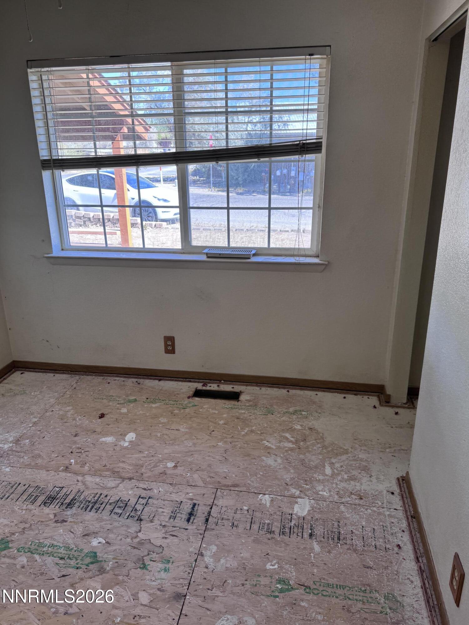 2995 Dallas Drive Fallon, NV 89406 - Photo 6 of 14 IMG_3248