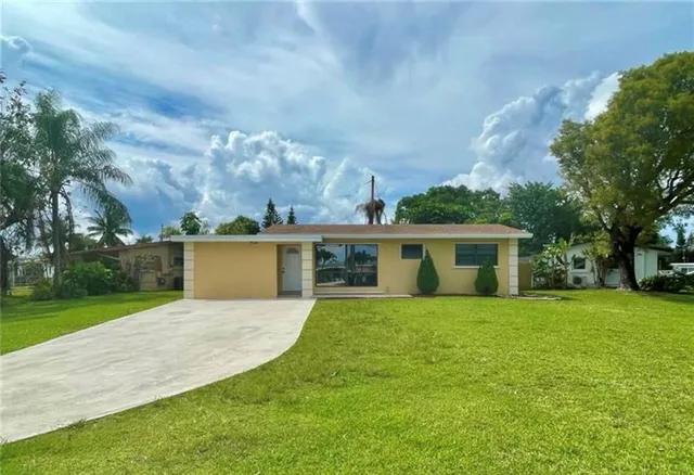 $2,500 | 6101 Northwest 18th Street, Margate, FL 33063
