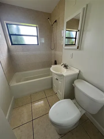 $2,500 | 6101 Northwest 18th Street, Margate, FL 33063