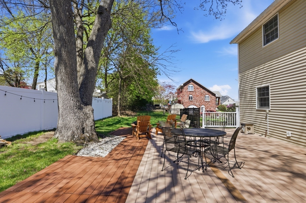 23 Bellmore Road Framingham, MA 01702 - Photo 26 of 37