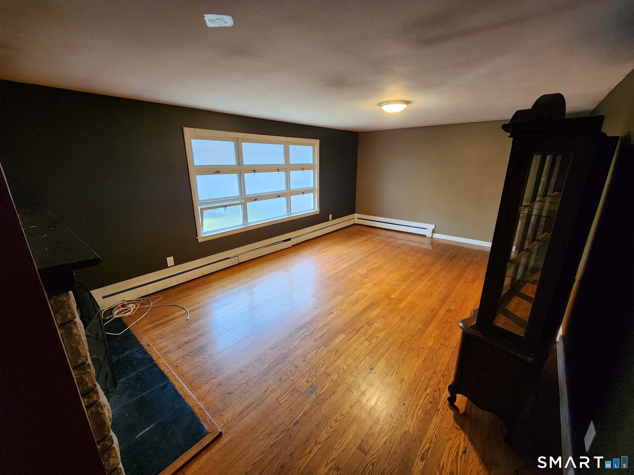 948 Old Colony Road Meriden, CT 06451 - Photo 7 of 21