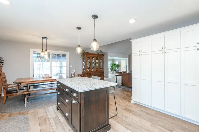 $395,000 | 410 West Cook Street, Manteno, IL 60950