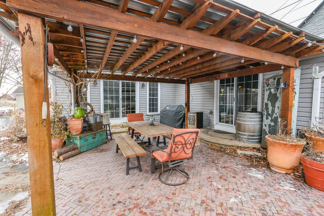 $395,000 | 410 West Cook Street, Manteno, IL 60950