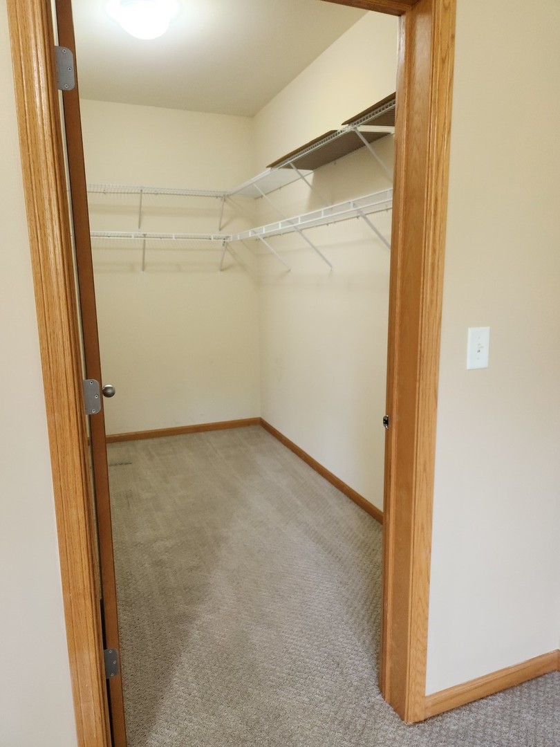 1547 Millbrook Drive Algonquin, IL 60102 - Photo 17 of 17 a view of a small space