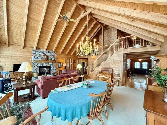 $1,199,900 | 728 Latonka Drive, Mercer, PA 16137