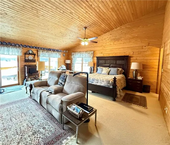 $1,199,900 | 728 Latonka Drive, Mercer, PA 16137