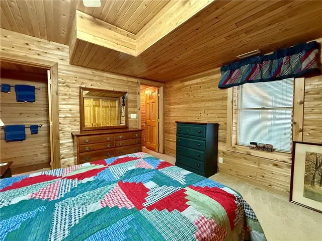 $1,199,900 | 728 Latonka Drive, Mercer, PA 16137