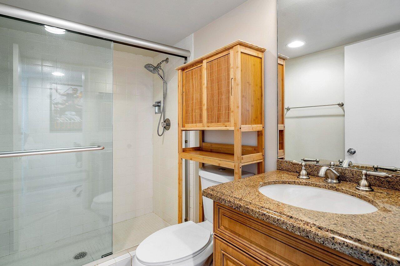 250 South Ocean Boulevard, Unit 10C Boca Raton, FL 33432 - Photo 16 of 33 013-250SouthOceanBoulevard-10C-BocaRaton