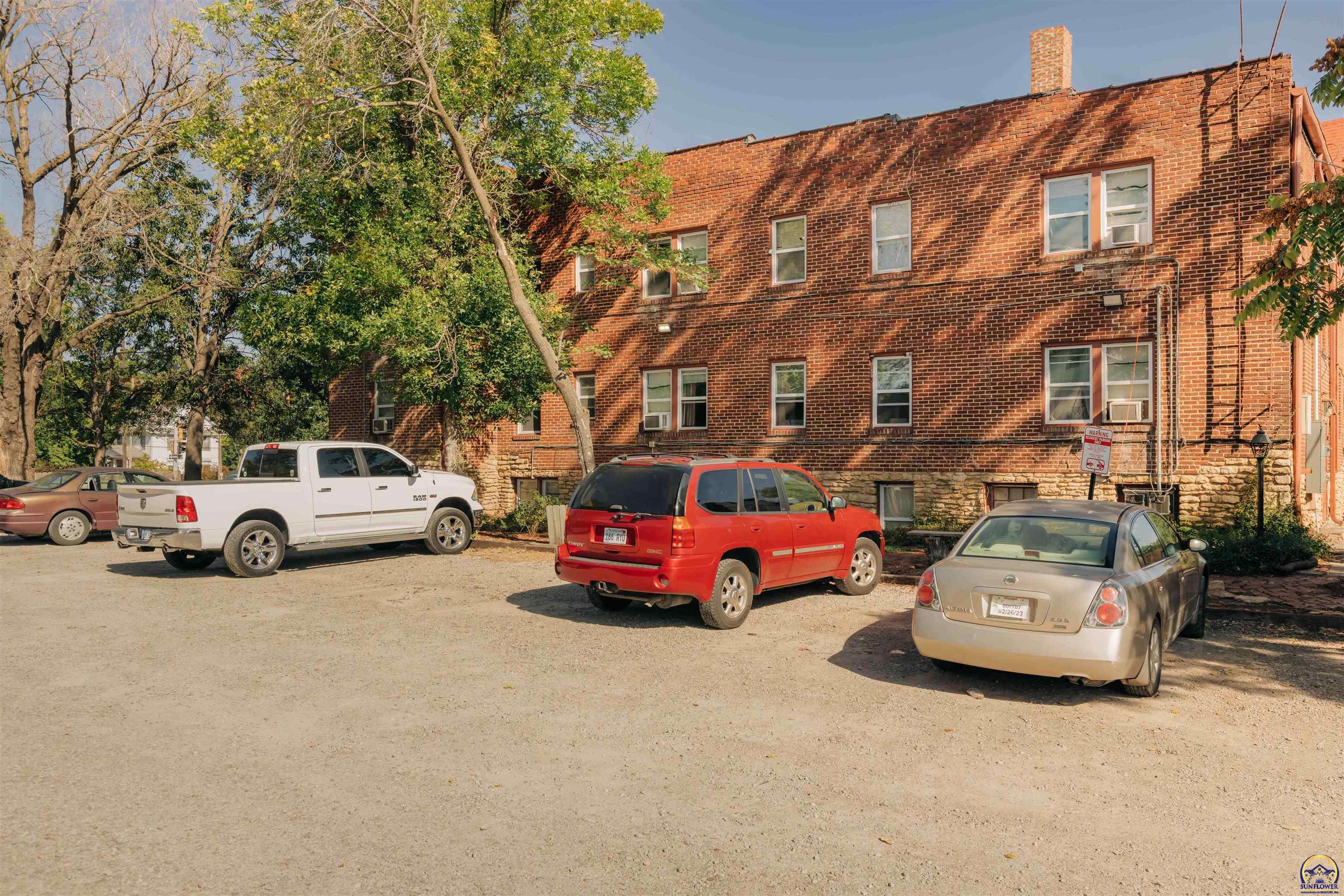 400 Southwest Topeka Boulevard Topeka, KS 66603 - Photo 14 of 58