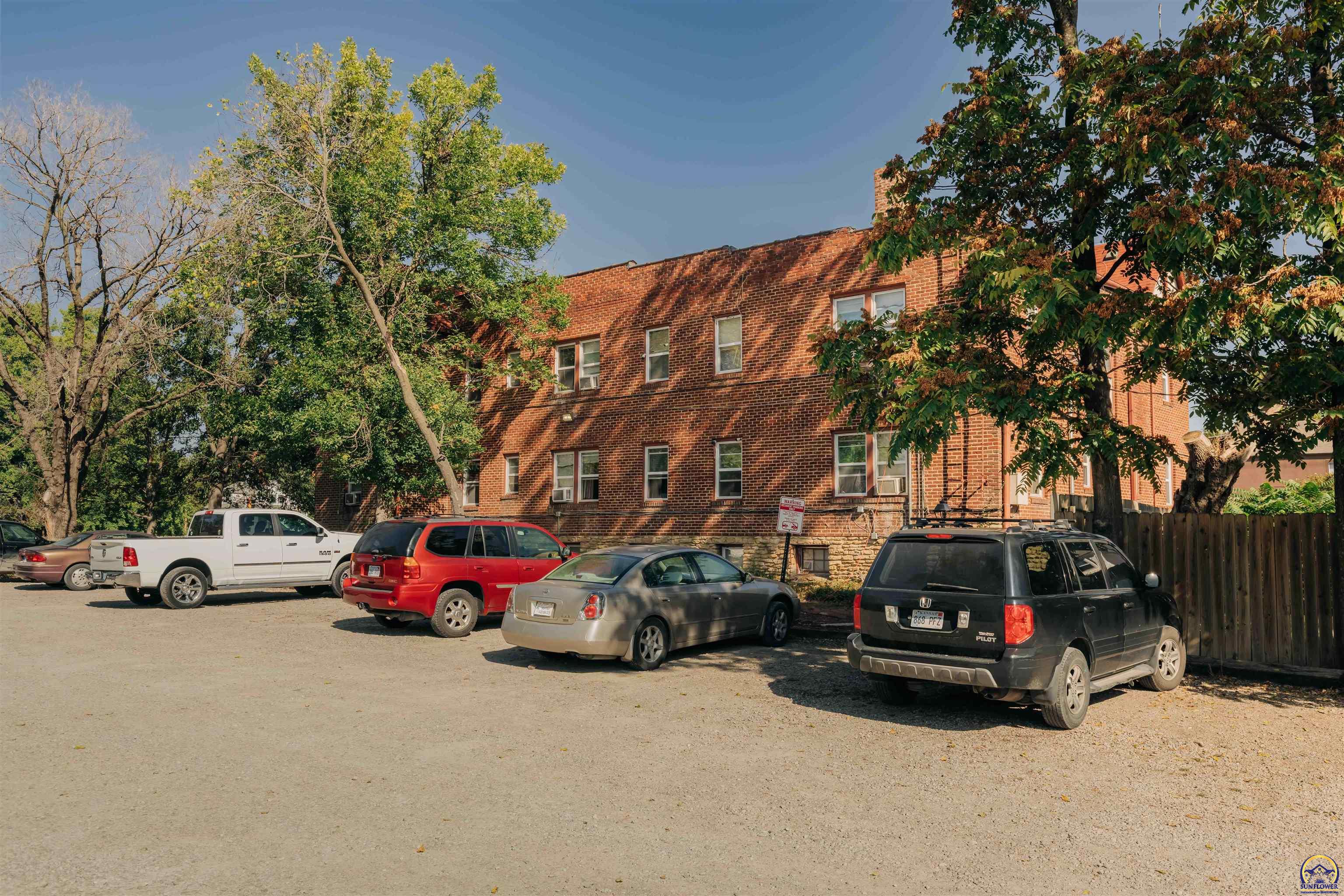 400 Southwest Topeka Boulevard Topeka, KS 66603 - Photo 16 of 58