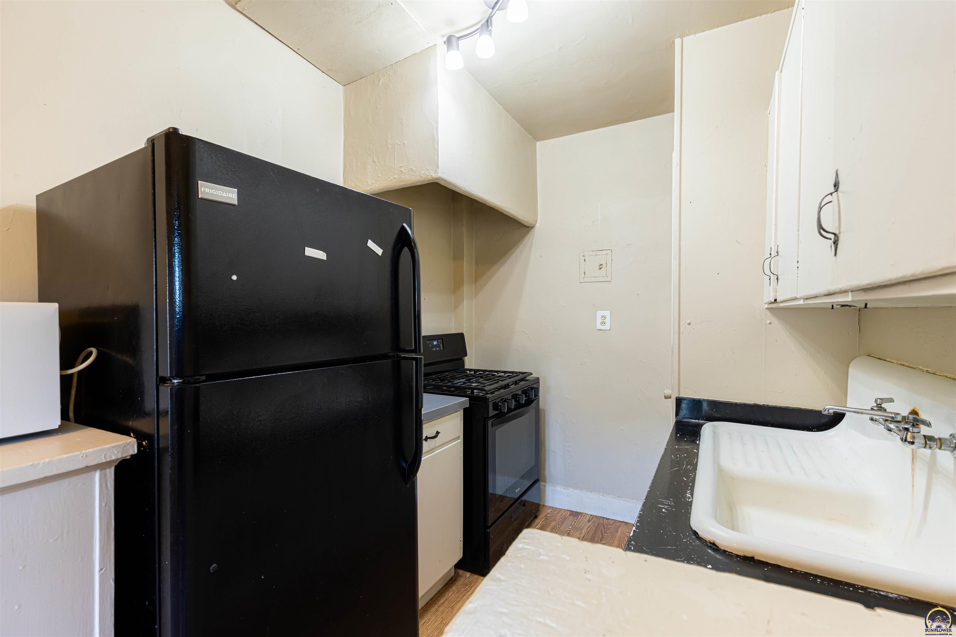 400 Southwest Topeka Boulevard Topeka, KS 66603 - Photo 26 of 58