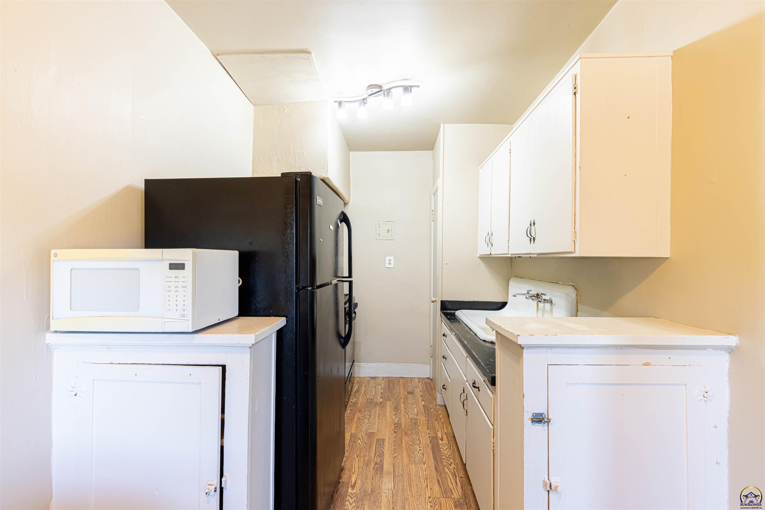 400 Southwest Topeka Boulevard Topeka, KS 66603 - Photo 28 of 58