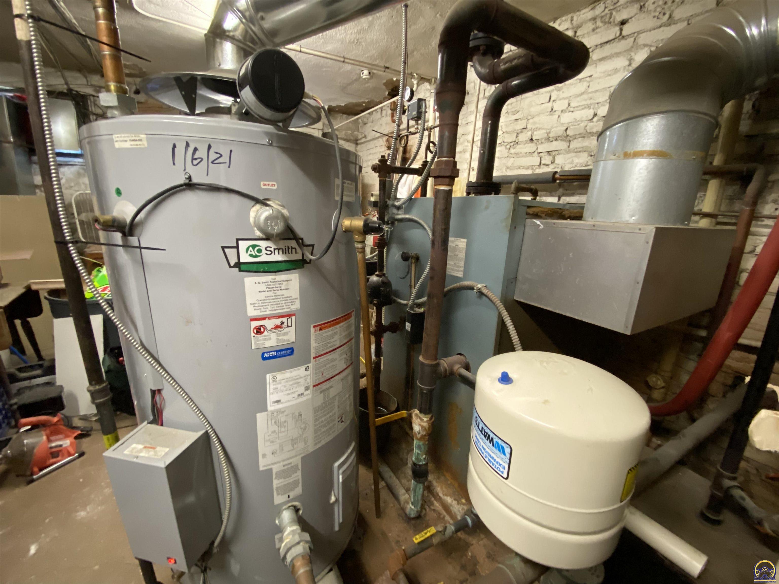 400 Southwest Topeka Boulevard Topeka, KS 66603 - Photo 58 of 58