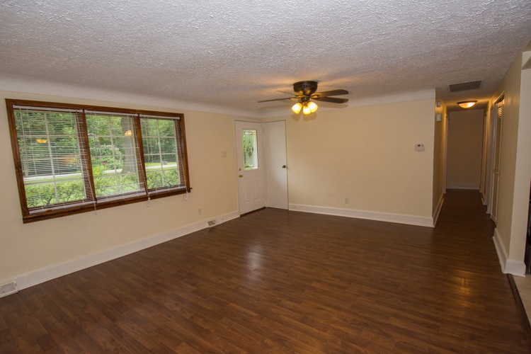 19920 Brick Road South Bend, IN 46637 - Photo 15 of 28 Gallery Image 15