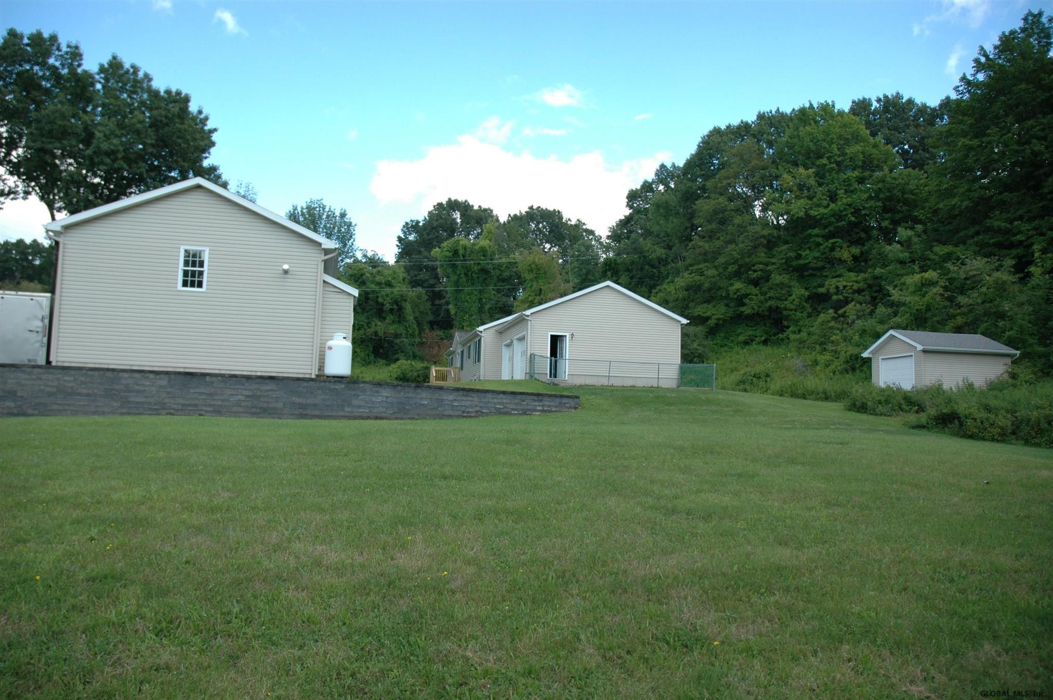 192 Plank Road Brunswick, NY 12182 - Photo 7 of 40 Photo 7