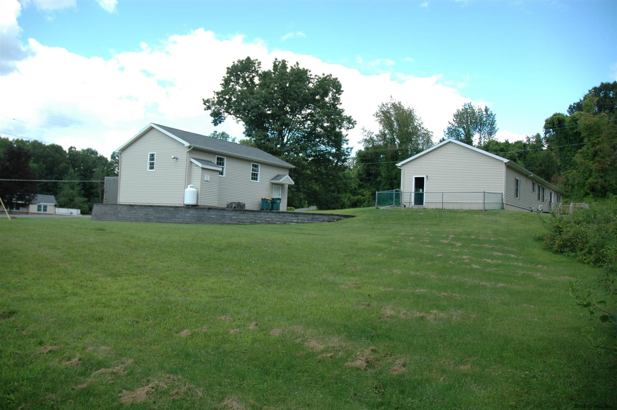 192 Plank Road Brunswick, NY 12182 - Photo 8 of 40 Photo 8