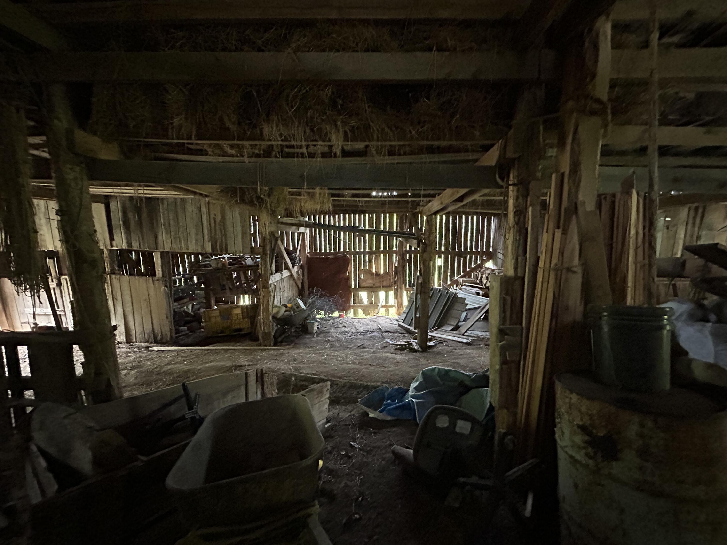 357 Sizemore Road Monticello, KY 42633 - Photo 34 of 50 Barn