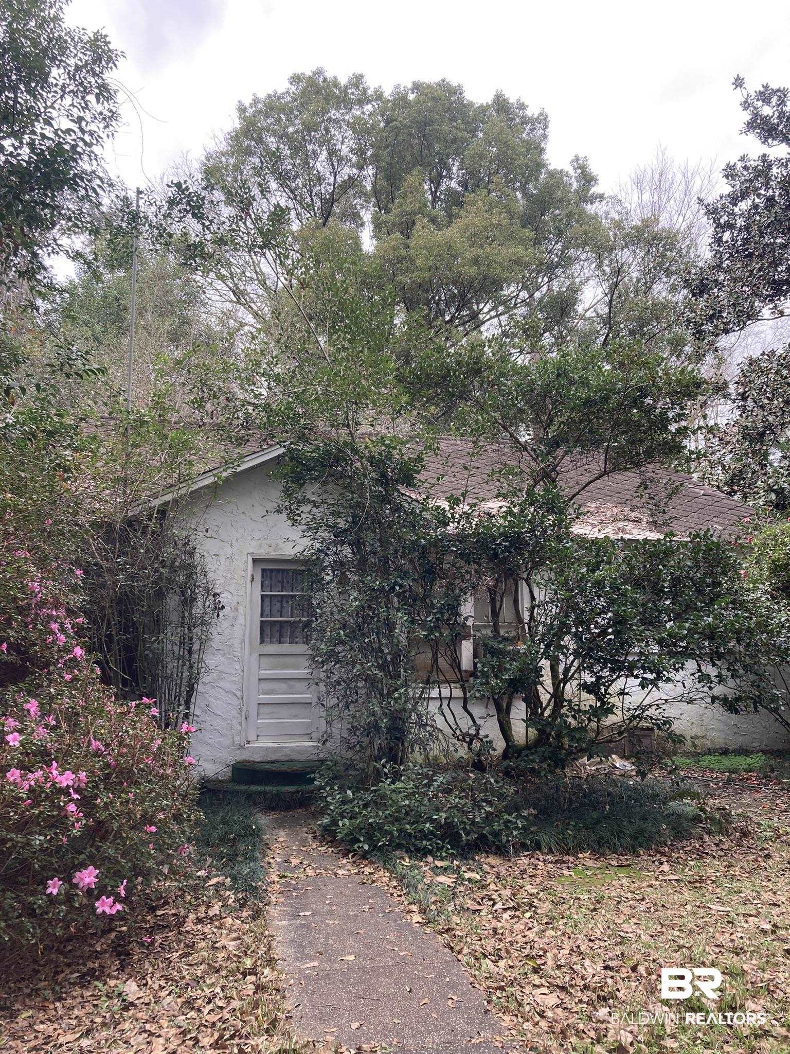 17501 County Road 52 Robertsdale, AL 36567 - Photo 1 of 14