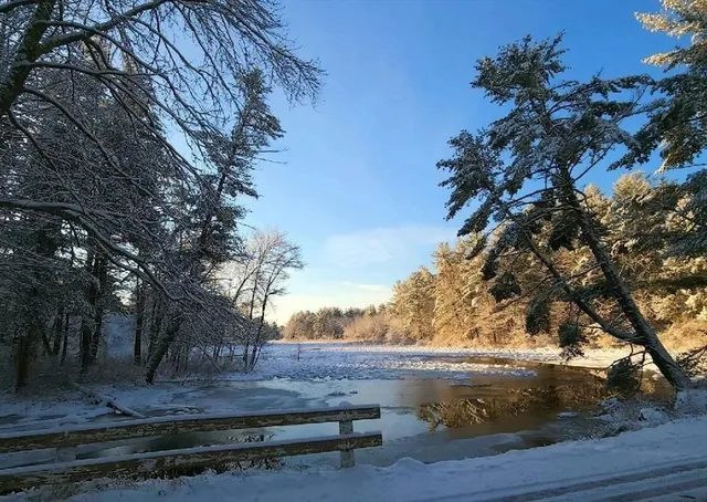 $569,999 | 145 Draper Road, East Brookfield, MA 01515