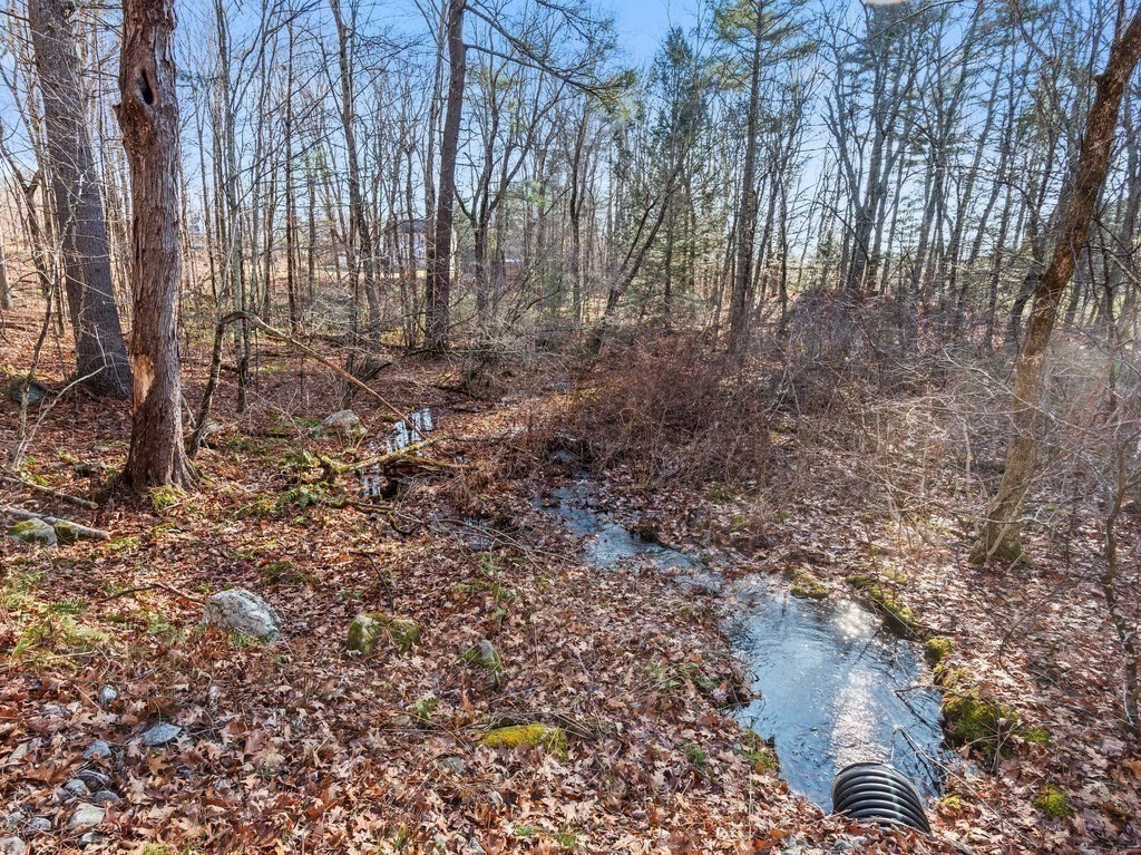 145 Draper Road East Brookfield, MA 01515 - Photo 11 of 41