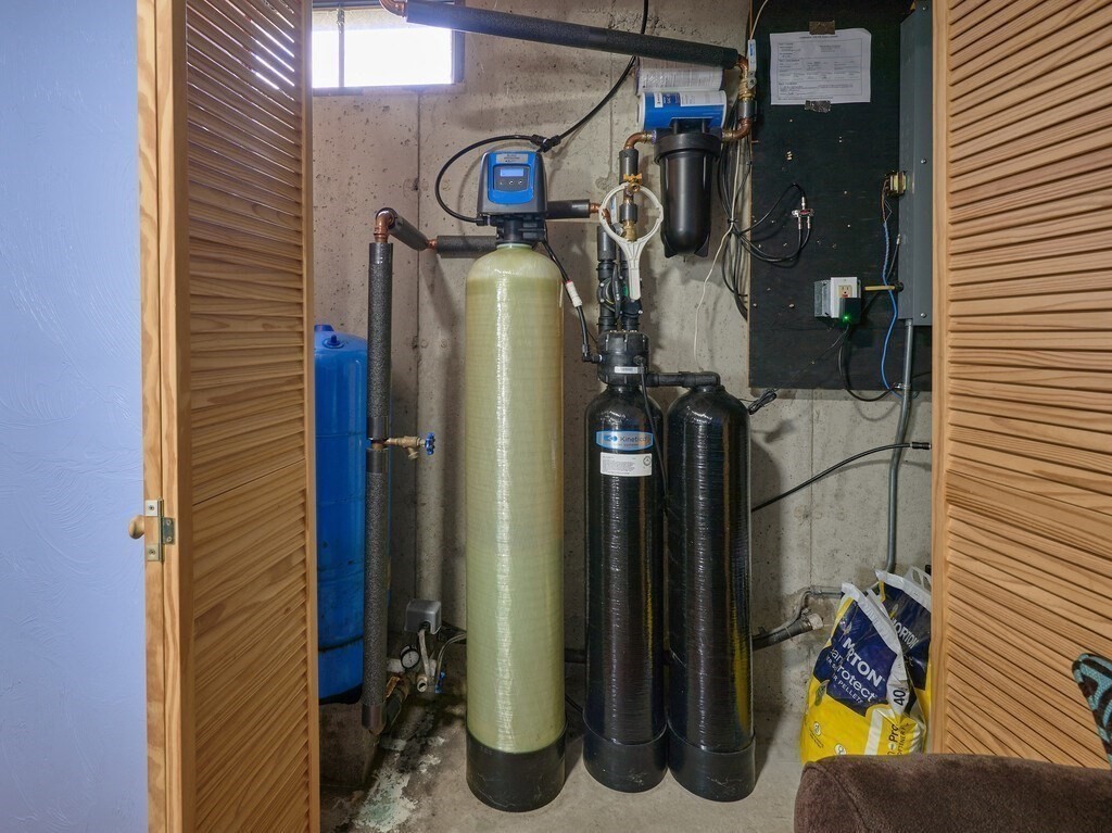 145 Draper Road East Brookfield, MA 01515 - Photo 37 of 41