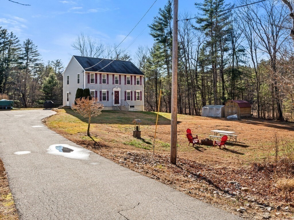 145 Draper Road East Brookfield, MA 01515 - Photo 6 of 41