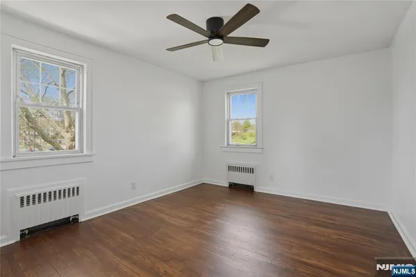 $4,000 | 38 East Ridgewood Avenue, Paramus, NJ 07652