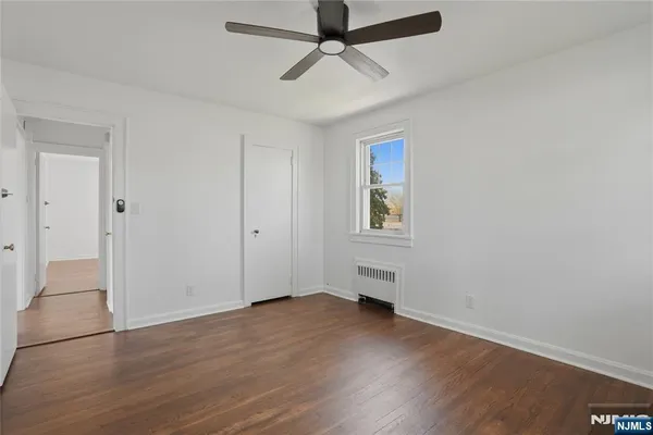 $4,000 | 38 East Ridgewood Avenue, Paramus, NJ 07652