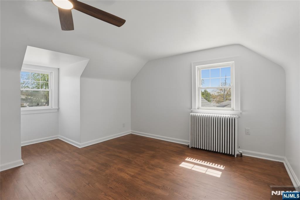 38 East Ridgewood Avenue Paramus, NJ 07652 - Photo 18 of 21