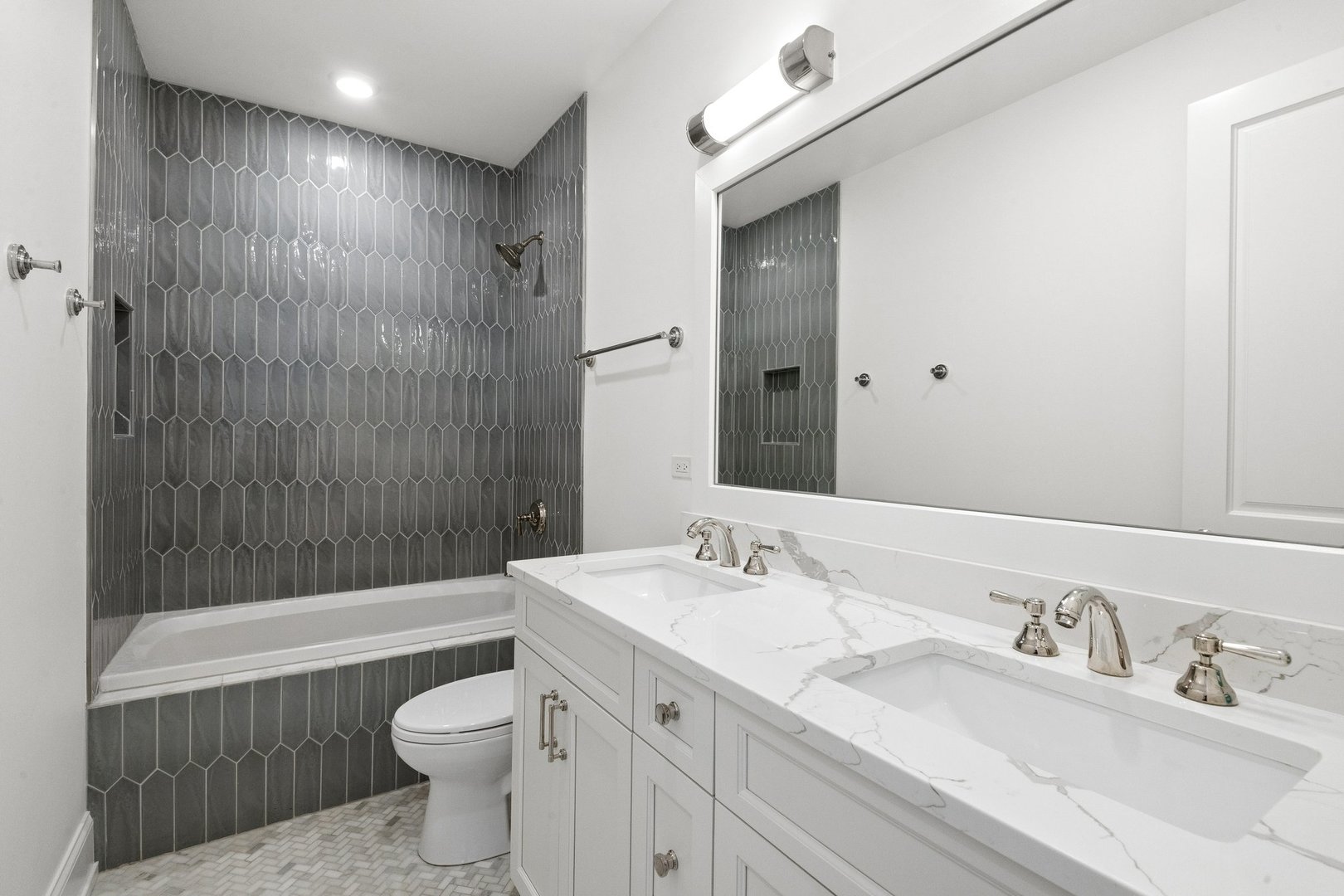 2016 North Howe Street, Unit 3S Chicago, IL 60614 - Photo 39 of 47