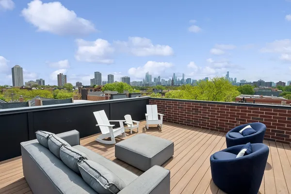 $2,150,000 | 2016 North Howe Street, Unit 3S, Chicago, IL 60614
