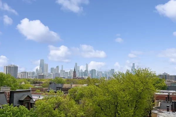 $2,150,000 | 2016 North Howe Street, Unit 3S, Chicago, IL 60614