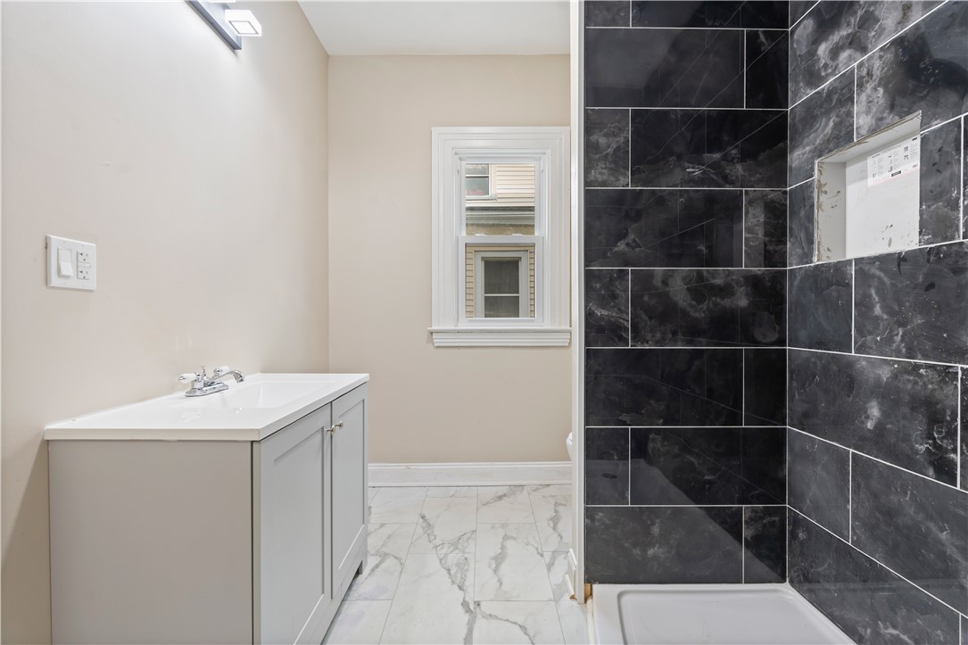 483 Alexander Street, Unit 4 Rochester, NY 14605 - Photo 17 of 26