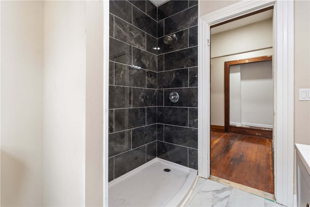 483 Alexander Street, Unit 4 Rochester, NY 14605 - Photo 19 of 26