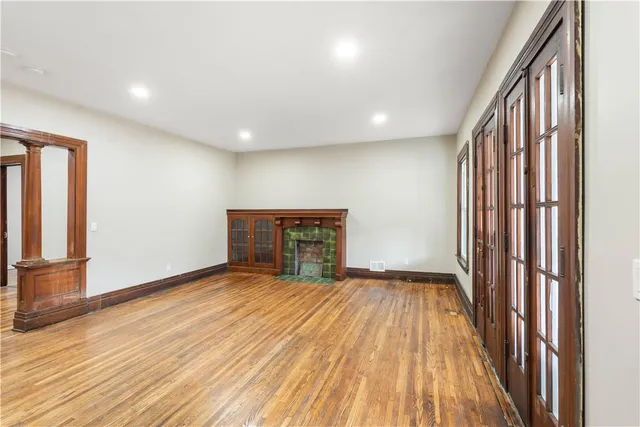 $1,800 | 483 Alexander Street, Unit 4, Rochester, NY 14605