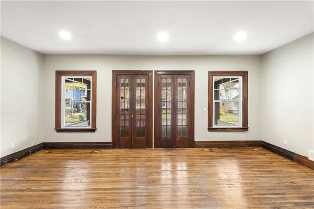 $1,800 | 483 Alexander Street, Unit 4, Rochester, NY 14605