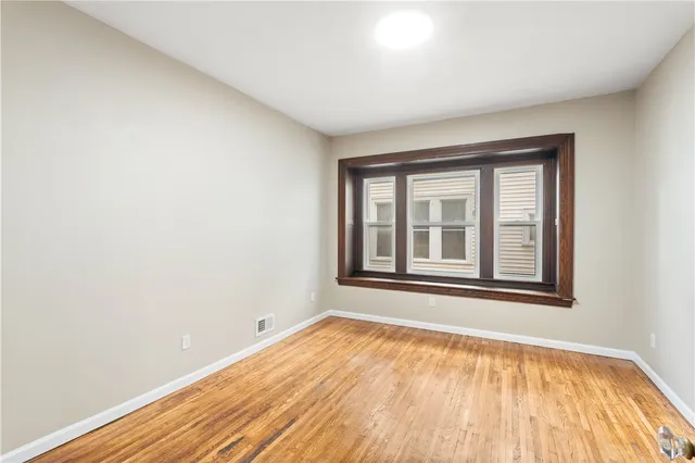 $1,800 | 483 Alexander Street, Unit 4, Rochester, NY 14605