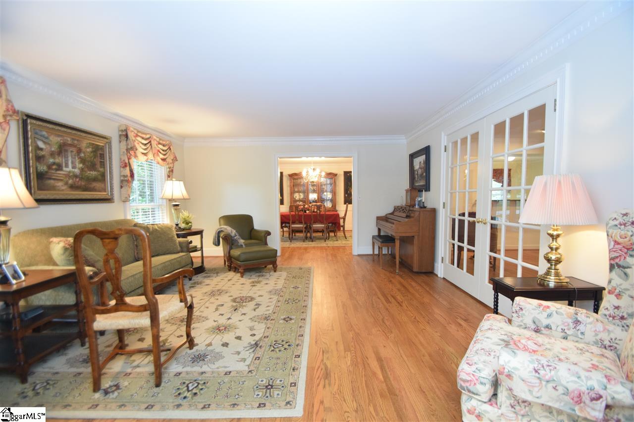 101 Heatherbrook Road Greenville, SC 29615 - Photo 4 of 34 Gallery Image 4