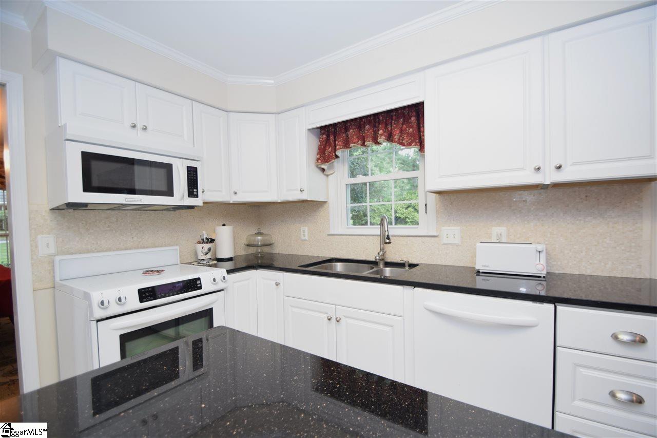 101 Heatherbrook Road Greenville, SC 29615 - Photo 6 of 34 Gallery Image 6