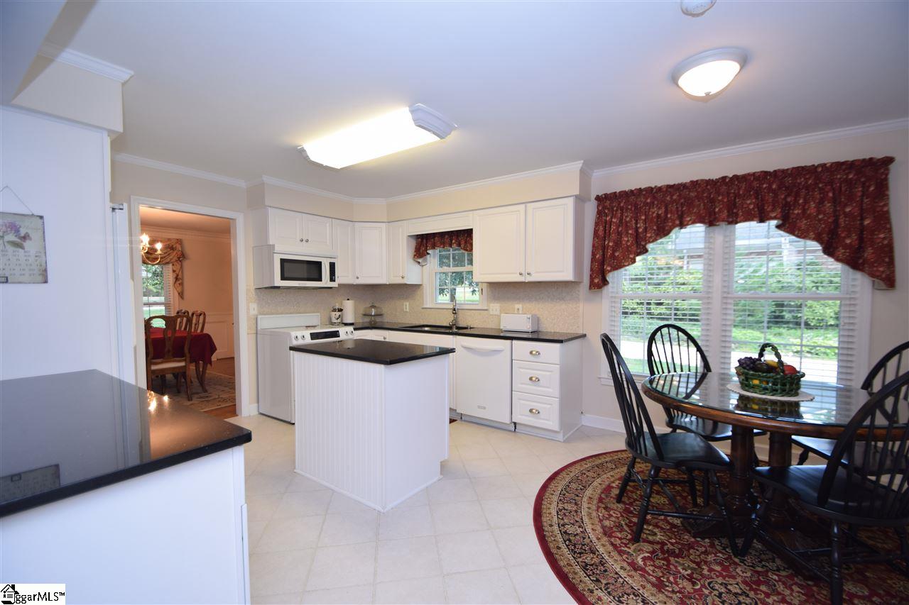 101 Heatherbrook Road Greenville, SC 29615 - Photo 8 of 34 Gallery Image 8