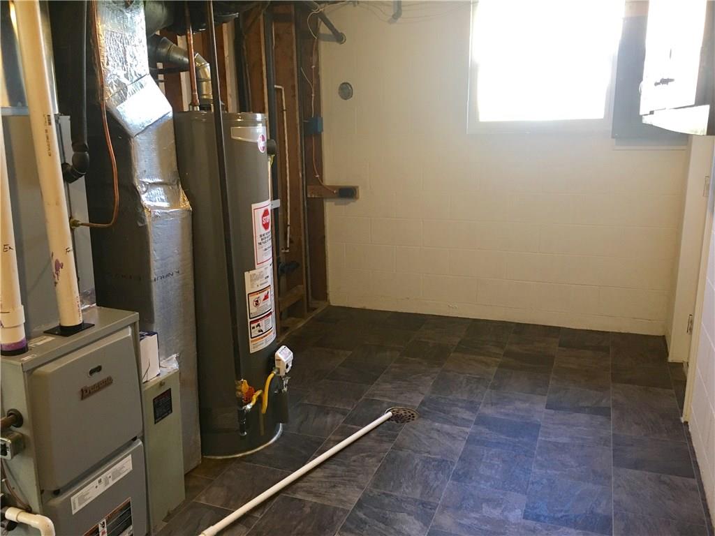 4928 Gambel Road Indianapolis, IN 46221 - Photo 11 of 27 Gallery Image 11