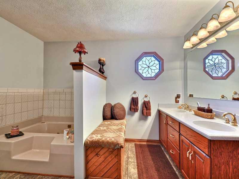 470 Rodeo Drive Indianapolis, IN 46217 - Photo 14 of 24 Gallery Image 14