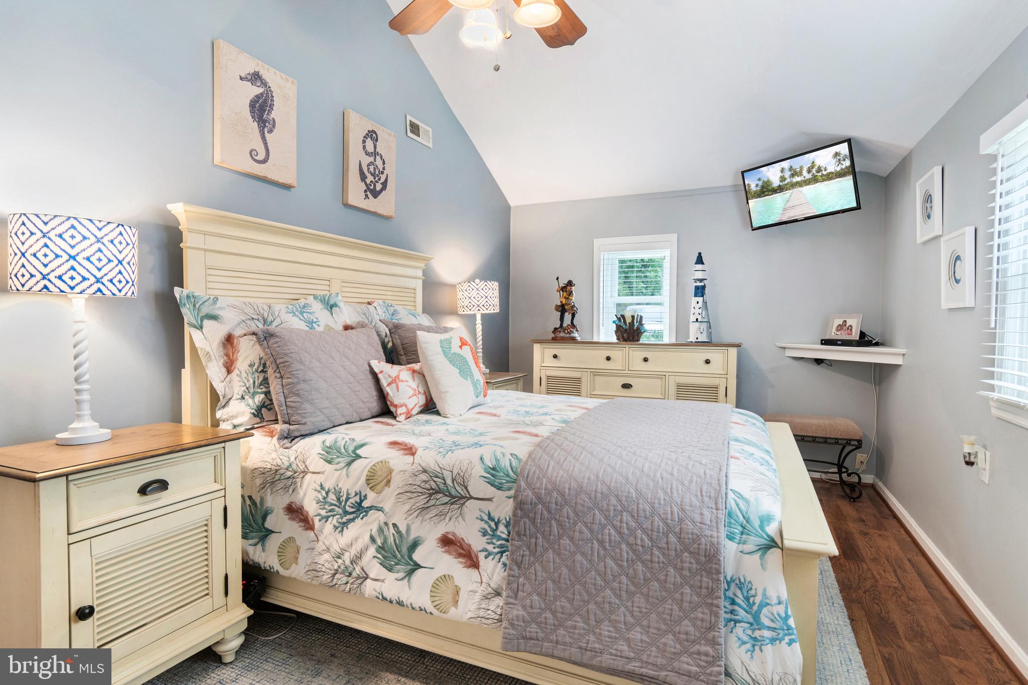218 Queen Anne Road Stevensville, MD 21666 - Photo 21 of 49 Primary bedroom room for a king