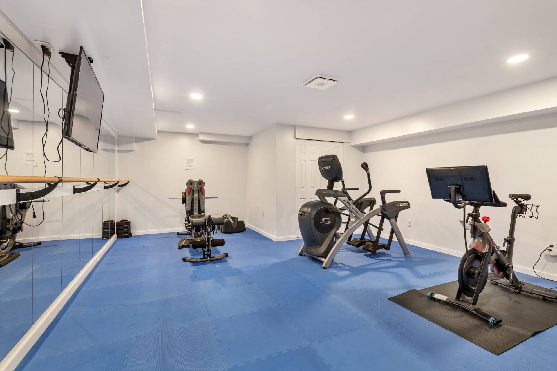 Undisclosed Address Sag Harbor, NY 11963 - Photo 32 of 36 a view of a room with gym equipment