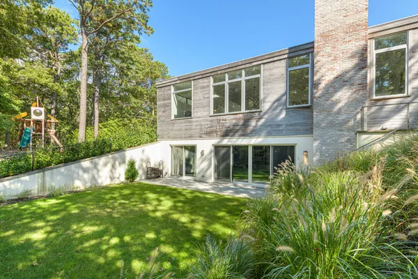 $135,000 | Undisclosed Address, Bridgehampton, NY 11963