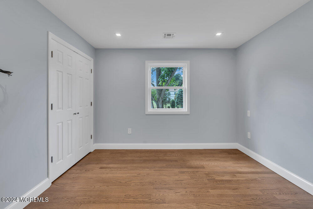 166 Montrose Road Colts Neck, NJ 07722 - Photo 19 of 32 019_dsc08616_397