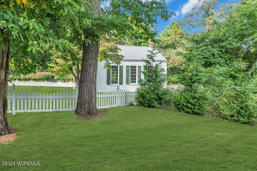 166 Montrose Road Colts Neck, NJ 07722 - Photo 31 of 32 040_dsc08826-1_487