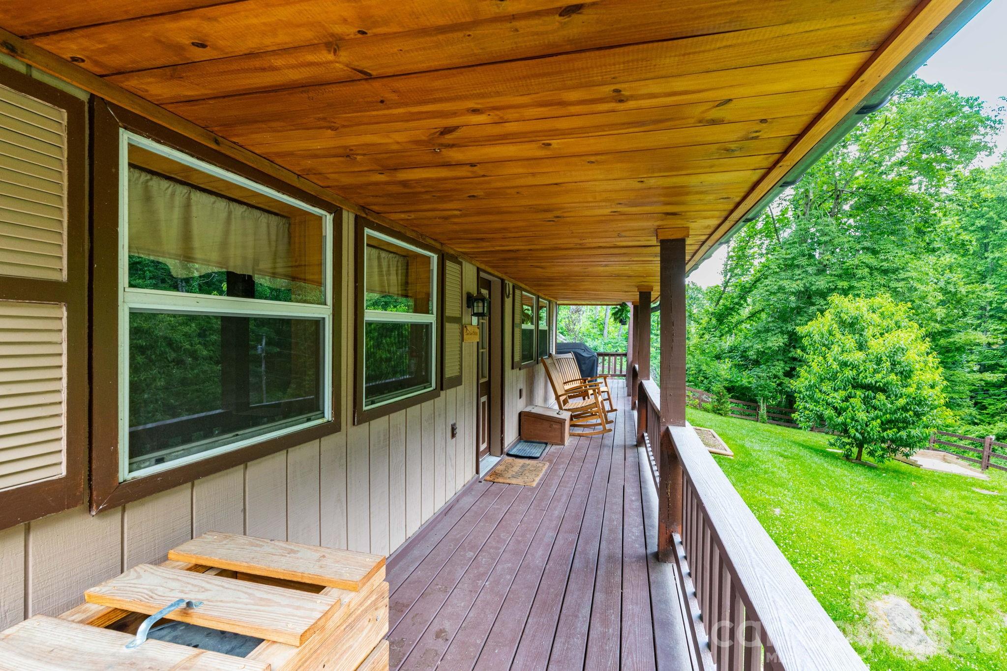 1014 Melton Branch Road Bakersville, NC 28705 - Photo 25 of 45
